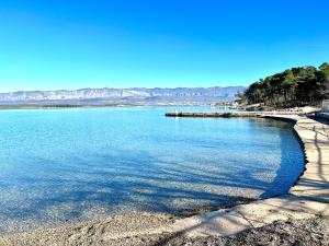 Delux 4 Stars Apartment Ariadne - 1 Min from Beach 