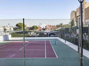 Gran apartamento con garage y piscina en el centro