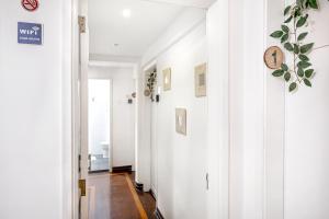 Santos Mattos Guesthouse & Apartments by Lisbon with Sintra