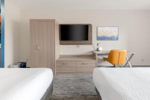 Holiday Inn Express Hotel & Suites-Edmonton South by IHG