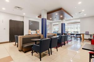 Holiday Inn Express Hotel & Suites-Edmonton South by IHG