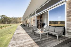 The Longhouse - Suite 1