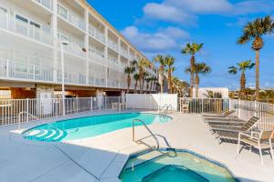 Tranquil Harbour #211