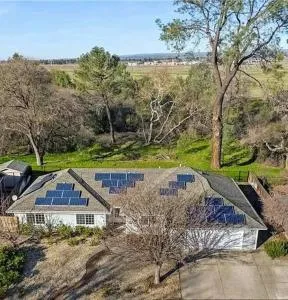 Chico Creek House - Hot Tub, Game Room & Fire Pit - بارادايس