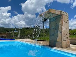 Excelente casa com piscina próximo SP - نازاريه باوليستا