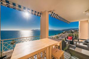 Wonderful 2 bedroom apartment with sea view