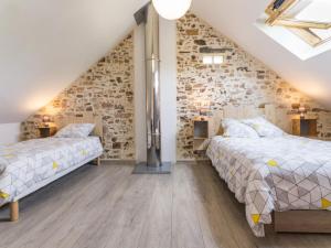 Maisons de vacances Gite Vallons-de-L'Erdre, 4 pieces, 7 personnes - FR-1-306-873 : photos des chambres