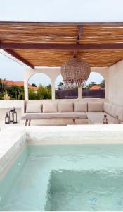 Arrova Bali Berawa, Canggu by Blacksand