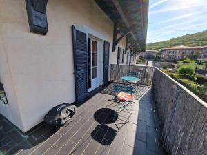 Appartement T3 avec piscine et terrasse, à 200m du centre de La Croix-Valmer - FR-1-100-324