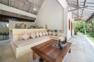 Villa Gembira by Villa Finder