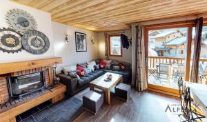 Chalets Chalet Villette - Magnifique logement compose de 8 chambres MAE-3744 : photos des chambres