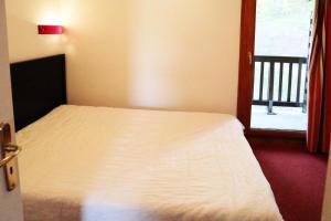 Chalet La Combe D Or - Chalet mitoyen en résidence de standing MAE-0854