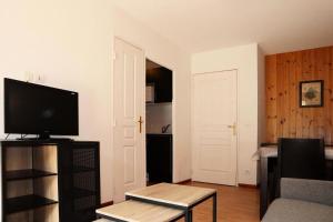 Residence La Combe D Or - Appartement en résidence de standing MAE-6274