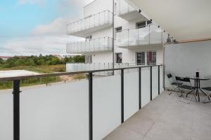 Modern Apartment with Balcony and Parking in Gdańsk by Renters