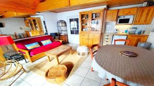 Résidence Les Queyrettes - Agréable Appartement Traversant 6 Personnes avec Balcon MAE-4354