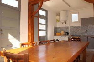 Villas 481 - Maison de pecheur a 50m de la plage de Caroual. : photos des chambres