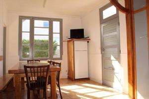 Villas 481 - Maison de pecheur a 50m de la plage de Caroual. : photos des chambres