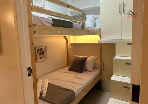 Palawan 2BR Rentals with Balcony, FREE Pool, Gym and Secure Parking - B2 5Nambulite