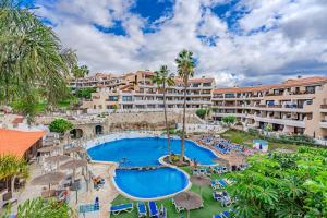 Penthouse apartment with AC heated pool Golf del Sur