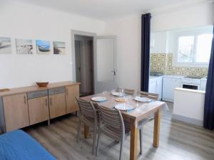 Appartements Ronce-les-Bains - APPARTEMENT 1er ETAGE droit - 90m de la PLAGE : photos des chambres