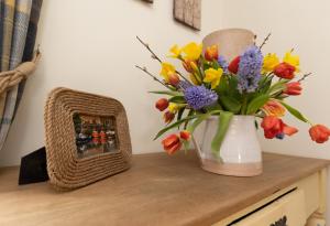 Church Cottage by Coast & Country Stays