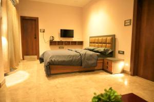 Kesar Nivas Luxury Guest House