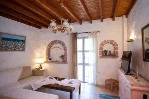 Patmos Houses Tennis & Beach Tennis Court's - Sapsila