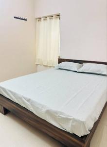 Homestay Guruvayur, 2 AC Bedrooms, Hall, Veranda, Kitchen