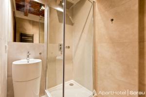 Small Double Room room in ApartHotel | SORAU