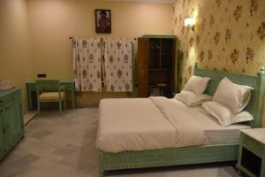 K D PALACE - Heritage Hotel On Fort