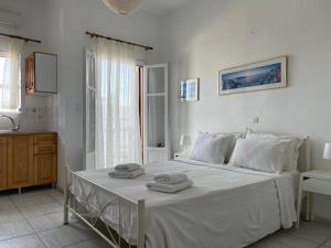 Evdokias Rooms (Chora)