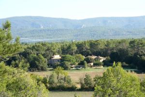 Maisons de vacances Lou Petarel Charming house with shared pool nature an calm in Provence : photos des chambres