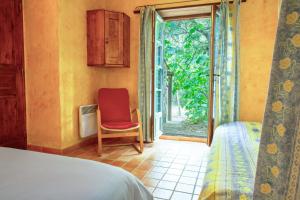 Maisons de vacances Lou Petarel Charming house with shared pool nature an calm in Provence : photos des chambres