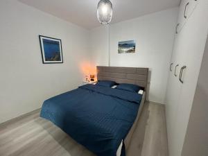 Blue pearl apartment