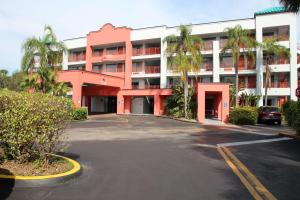Boca Suites Deerfield Beach; SureStay Collection by BW