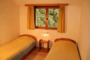 Maisons de vacances La Farigoule 68 person rental with shared pool nature and calm : photos des chambres