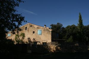 Maisons de vacances La Farigoule 68 person rental with shared pool nature and calm : photos des chambres