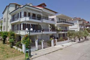 Lovely Beach Side Loft