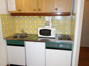 Apartment Les Aigues Marines-19 by Interhome