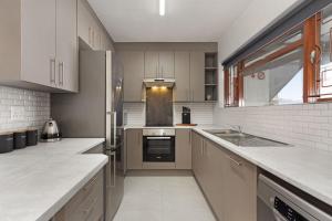 Cisterama 102 by Host Agents