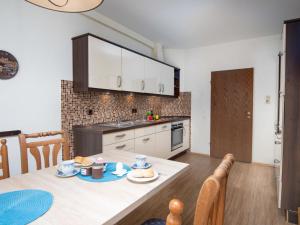 Apartment Teelke by Interhome