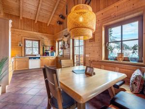 Chalet Chalet Venus by Interhome