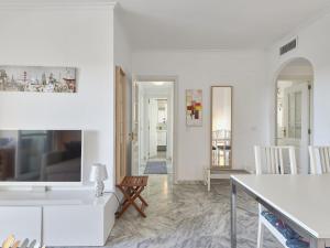 Apartment Lorcrisur by Interhome