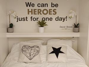 Studio Bowie with shared pool by Interhome