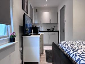 Romford Cosy Studio Flat