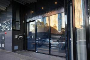 1 BRM 1 BATH, South Melbourne, Spacious, Balcony