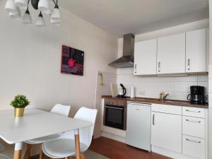 Apartment Blocksberg mit toller Aussicht & Schwimmbad