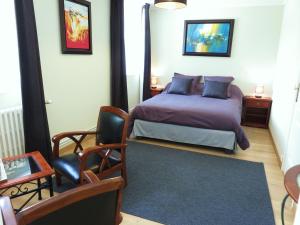 Le Manoir de Placy - Chambres dHôtes