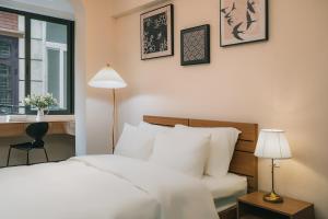 Ukiyo 3 bedrooms house 5 walk to Hanoi Flag Tower