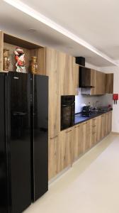 SC6 - Modern & Spacious 2 Bed